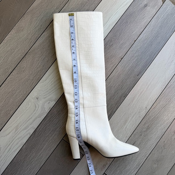 Longchamp Heeled Knee-High Boots - Picture 15 of 16